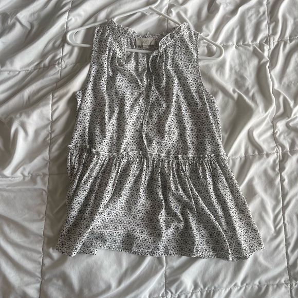 Loft Shell Tank Top - Picture 2 of 4